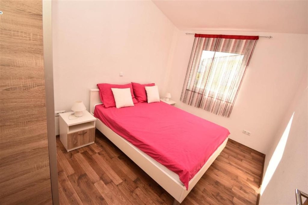 apartmanovy-komplex-v-blizkosti-more-vir-chorvatsko