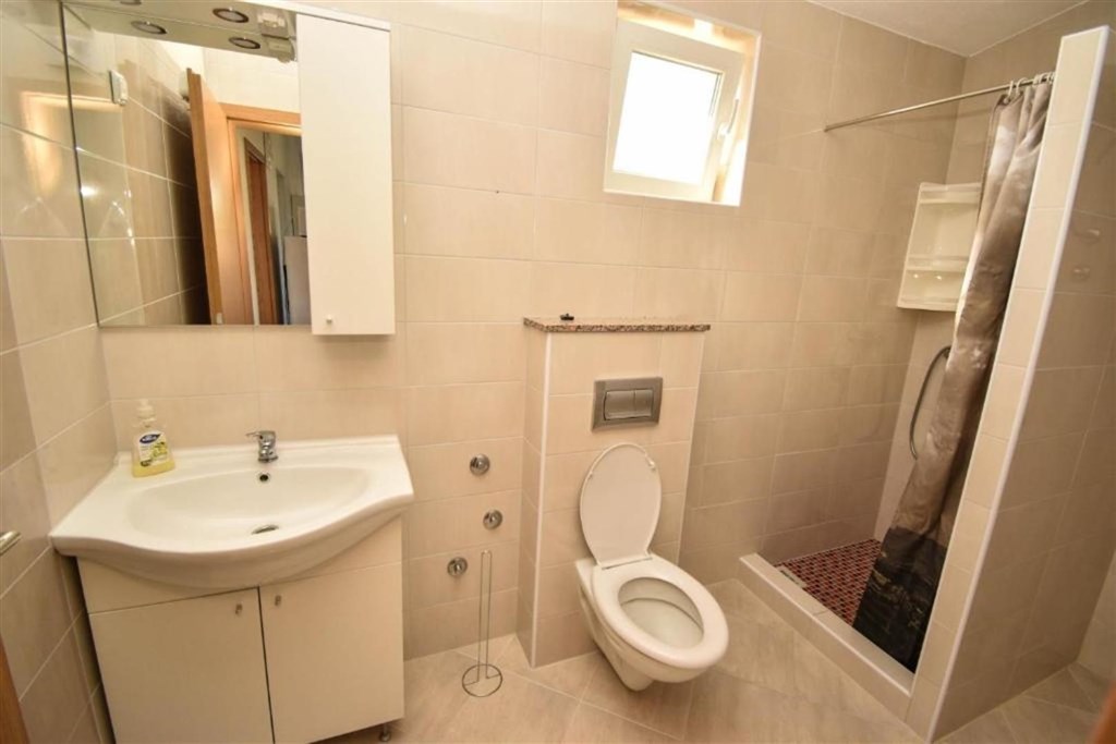 apartmanovy-komplex-v-blizkosti-more-vir-chorvatsko