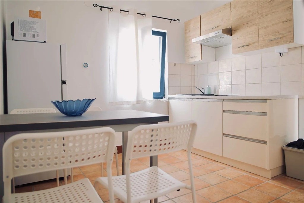 na-prodej-zrenovovany-dum-se-4-apartmany-vir-chorvatsko