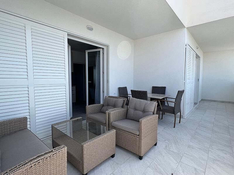 na-prodej-apartmanovy-dum-s-vyhledem-na-more-makarska-chorvatsko