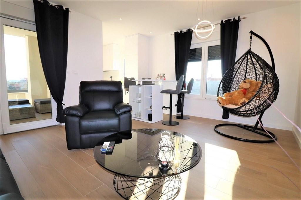 novy-zarizeny-atraktivni-apartman-vodice-chorvatsko