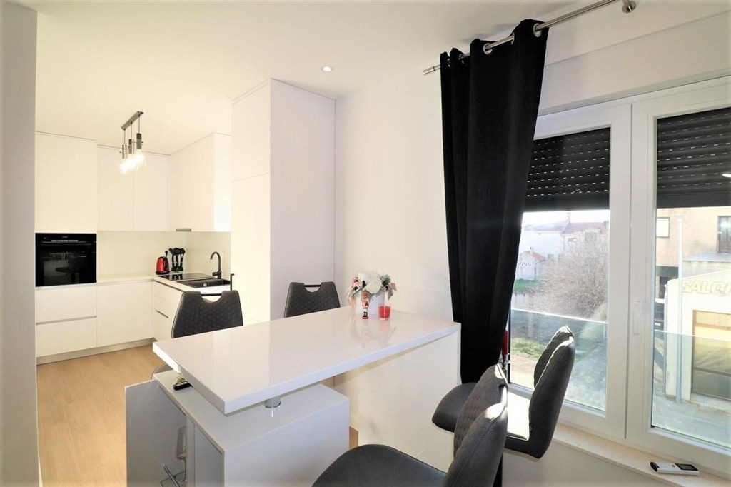 novy-zarizeny-atraktivni-apartman-vodice-chorvatsko