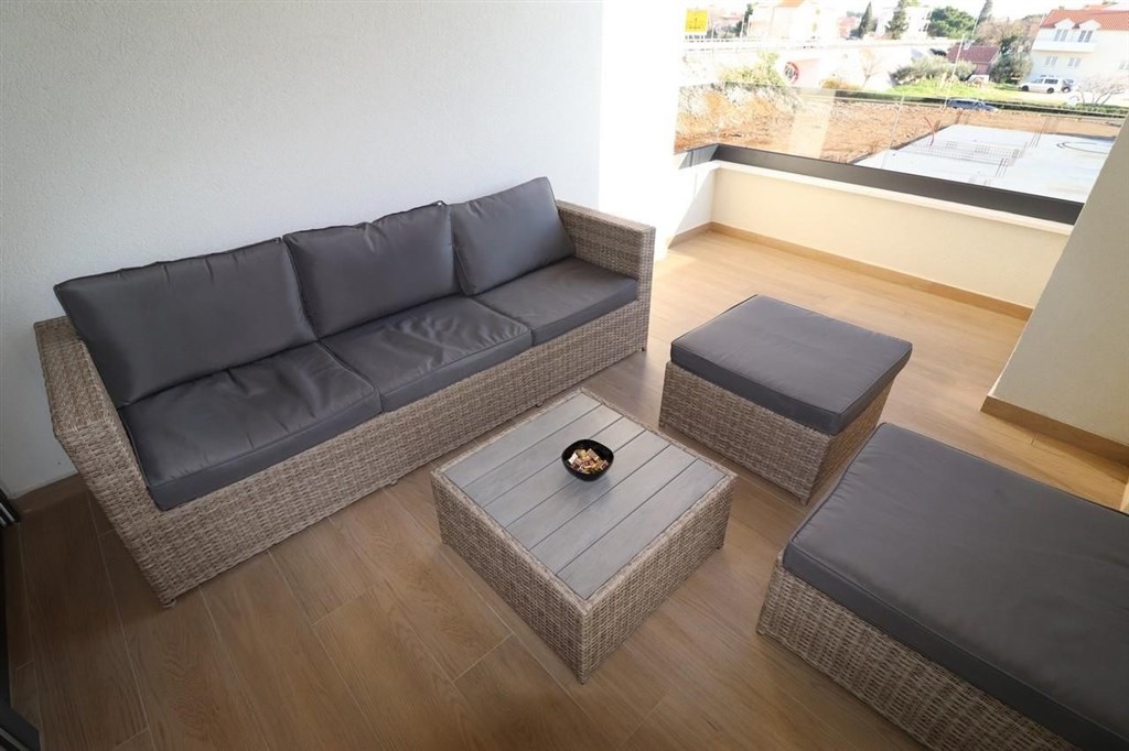 novy-zarizeny-atraktivni-apartman-vodice-chorvatsko