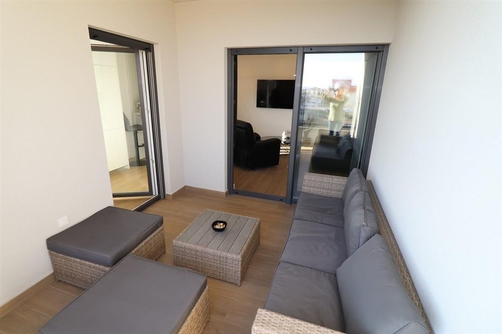novy-zarizeny-atraktivni-apartman-vodice-chorvatsko