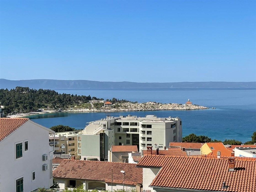 apartmanovy-dum-s-otevrenym-vyhledem-na-more-makarska-chorvatsko