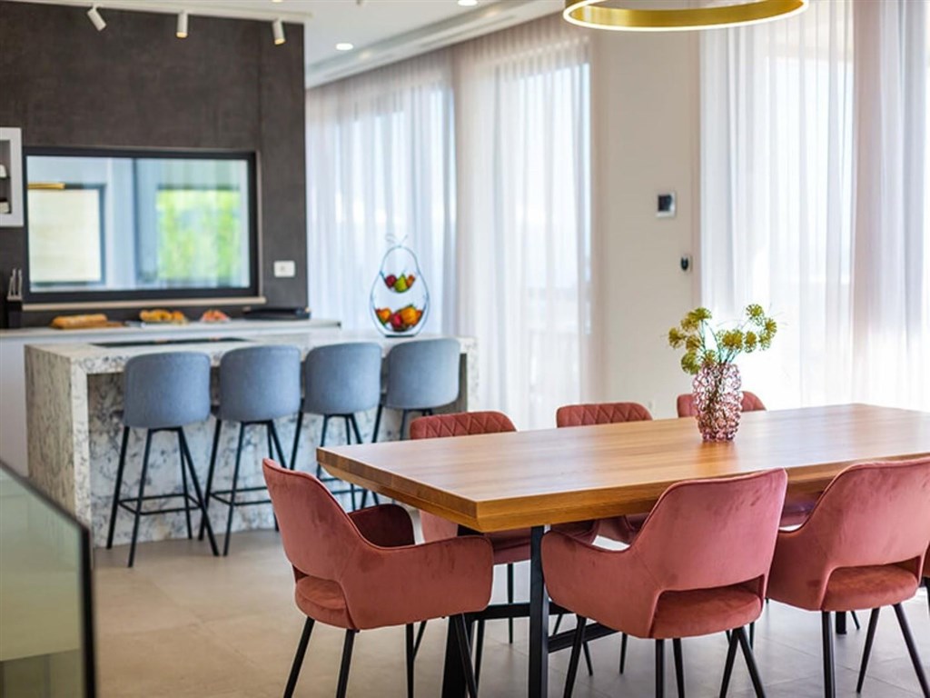 na-prodej-luxusni-vila-s-vyhledem-na-more-veliko-brdo-chorvatsko