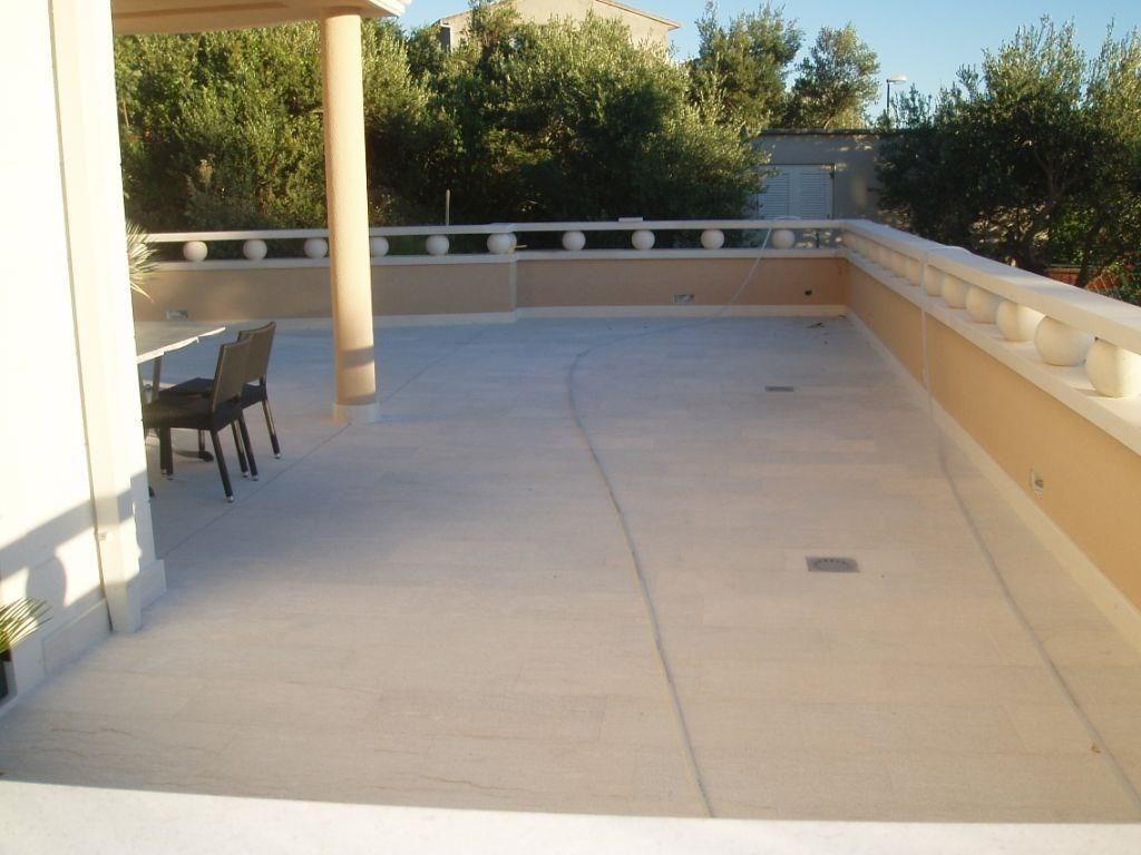 luxusni-apartmanovy-dum-100m-od-more-tucepi-makarska-riviera-chorvatsko