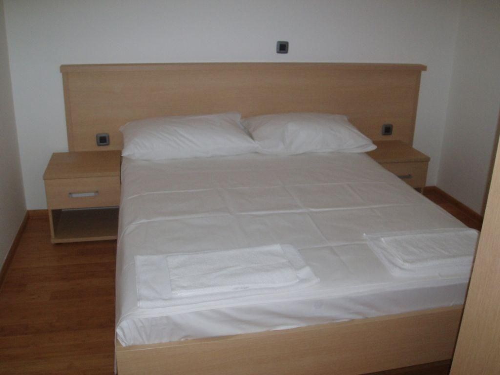 luxusni-apartmanovy-dum-se-16-apartmany-100m-od-more-tucepi-makarska-riviera-chorvatsko
