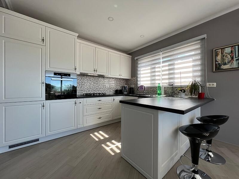 na-prodej-novy-apartmanovy-dum-s-vyhledy-na-more-krvavica-chorvatsko