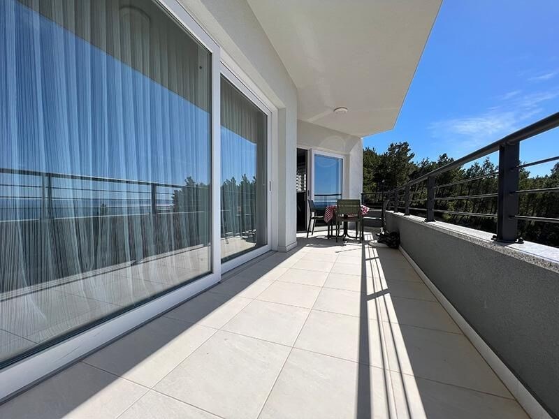 na-prodej-novy-apartmanovy-dum-s-vyhledy-na-more-krvavica-chorvatsko