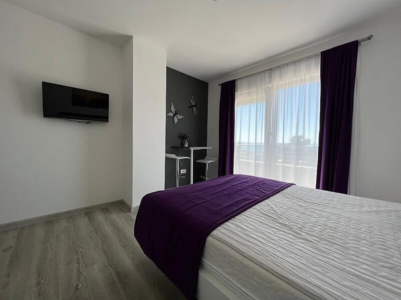 na-prodej-novy-apartmanovy-dum-s-vyhledy-na-more-krvavica-chorvatsko