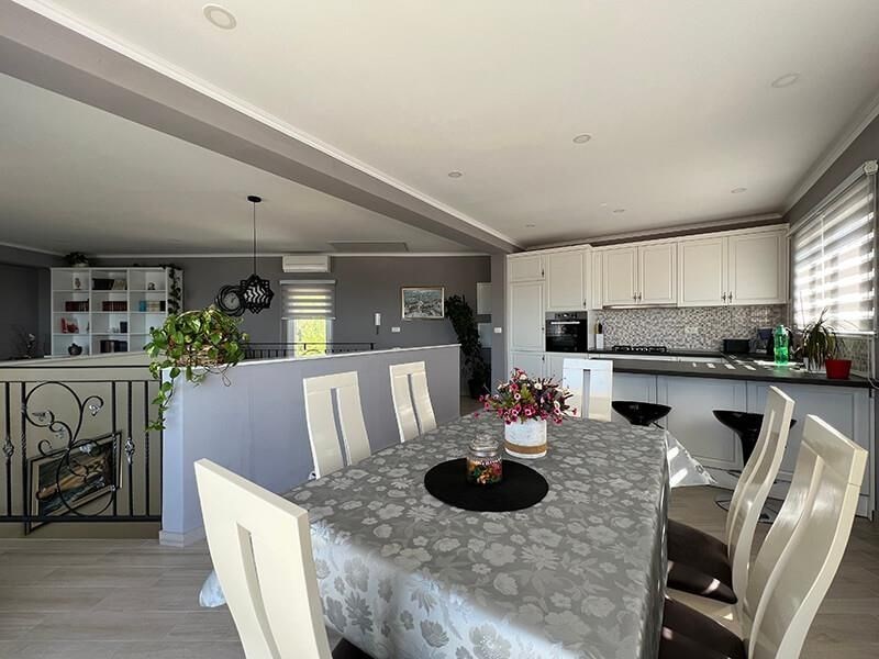 na-prodej-novy-apartmanovy-dum-s-vyhledy-na-more-krvavica-chorvatsko