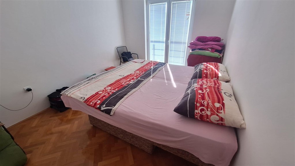 na-prodej-zarizeny-apartman-s-vyhledem-na-more-krk-chorvatsko