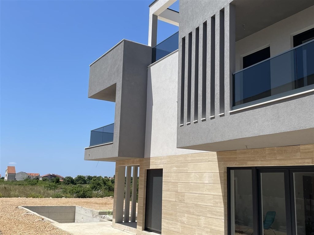 na-prodej-nova-moderni-vila-s-bazenem-zaton-chorvatsko