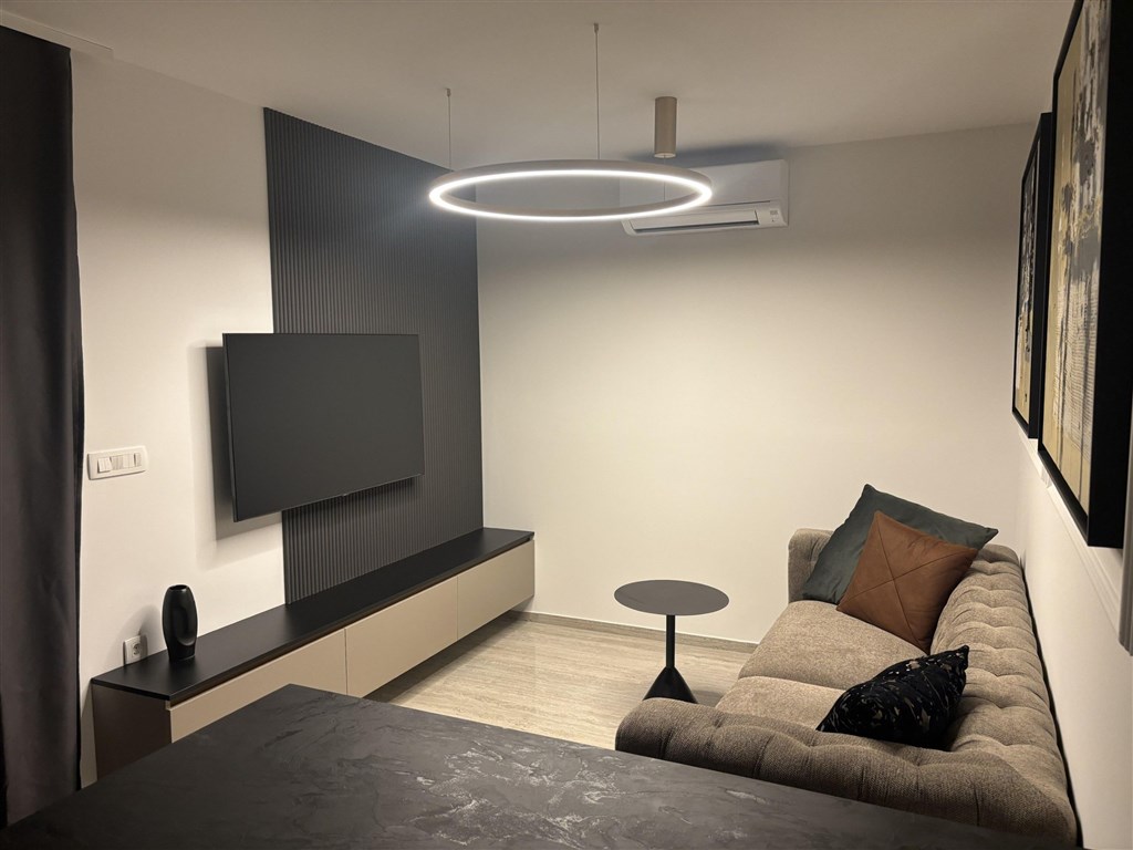 na-prodej-dva-luxusni-apartmany-s-vyhledem-na-more-krk-chorvatsko