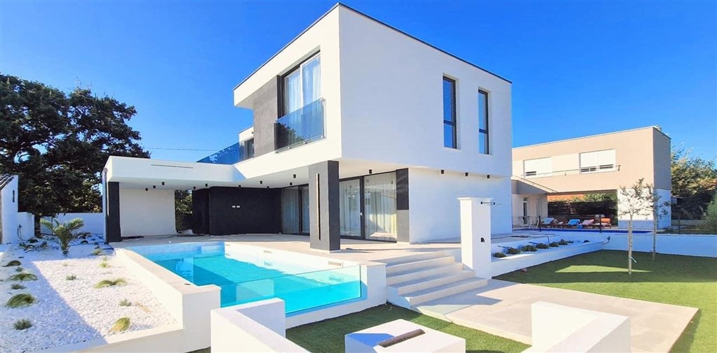 na-prodej-nova-atraktivni-vila-s-bazenem-kozino-chorvatsko