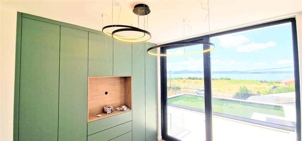 na-prodej-nova-atraktivni-vila-s-bazenem-kozino-chorvatsko