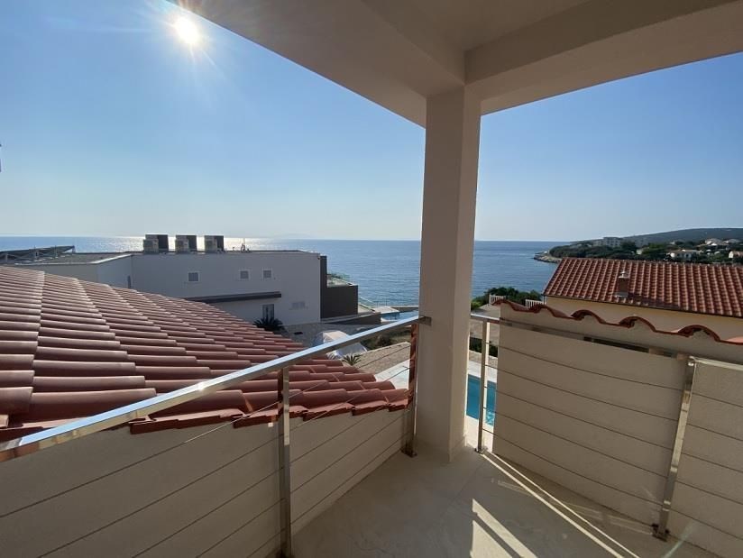 na-prodej-krasna-nova-vila-jen-40-m-od-more-pag-chorvatsko