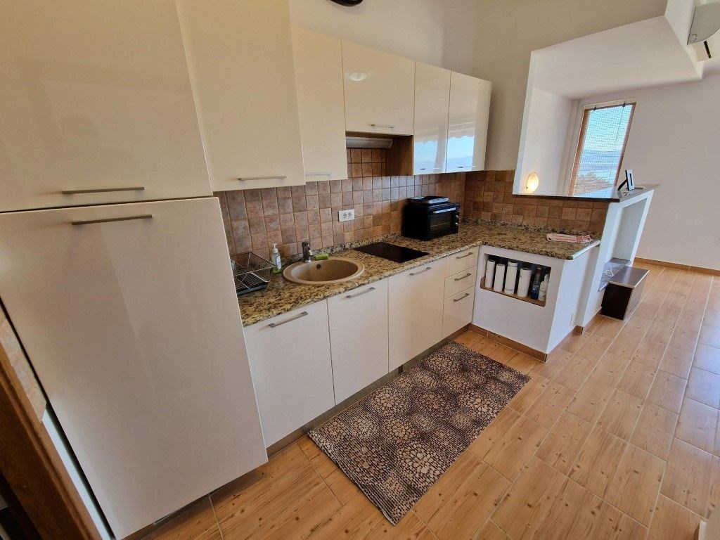 na-prodej-radovy-dum-s-2-apartmany-krk-chorvatsko