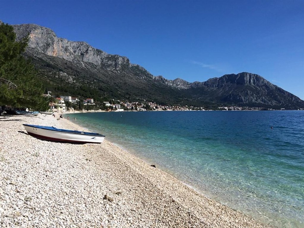 stavebni-pozemek-v-blizkosti-more-podaca-chorvatsko