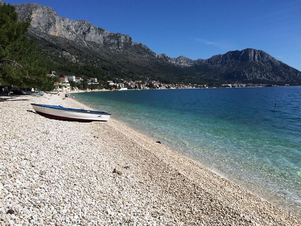 stavebni-pozemek-v-blizkosti-more-podaca-chorvatsko