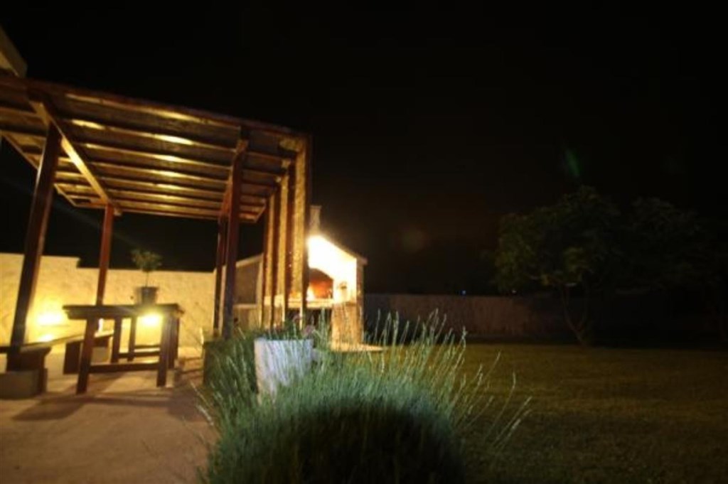 atraktivni-apartmanovy-dum-blizko-more-privlaka-chorvatsko