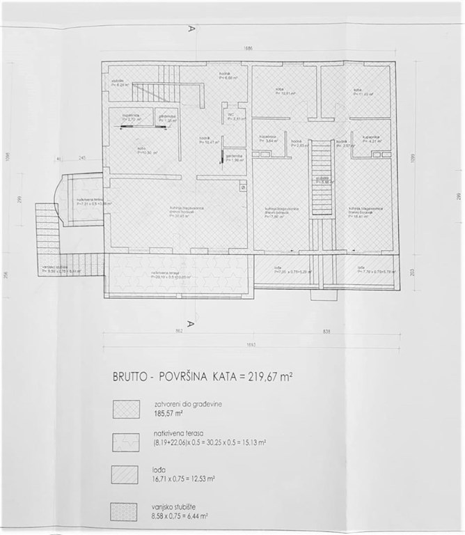 atraktivni-apartmanovy-dum-blizko-more-privlaka-chorvatsko