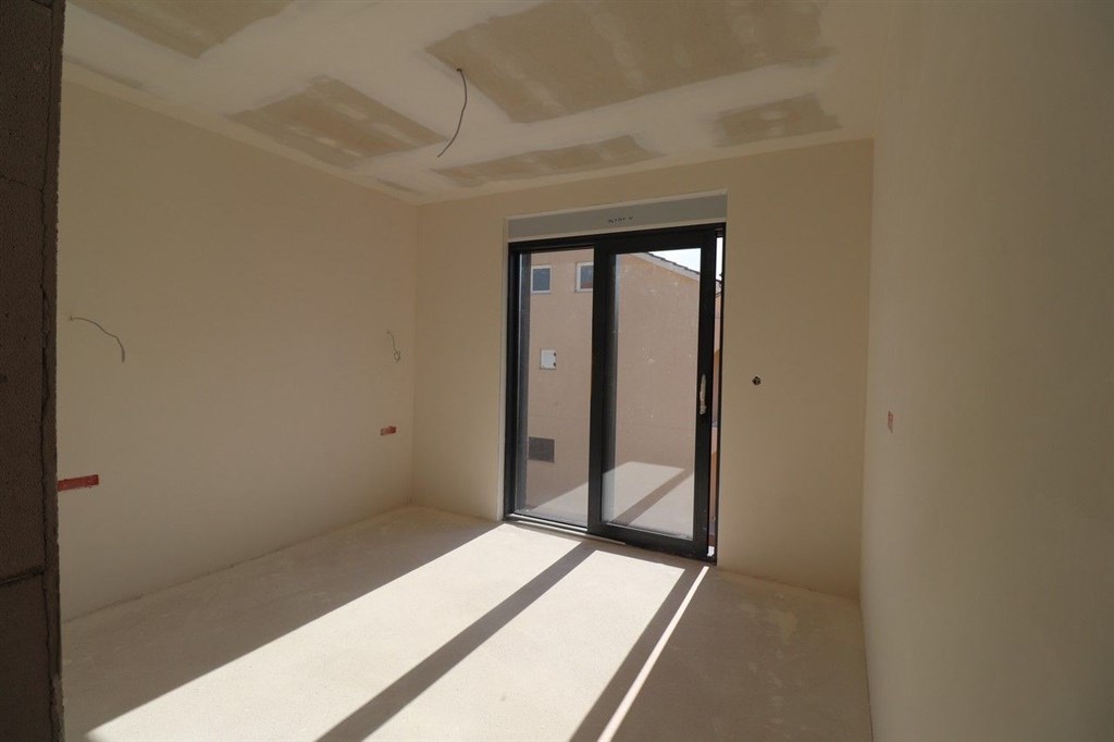 na-prodej-novy-rodinny-dum-pobliz-more-srima-chorvatsko