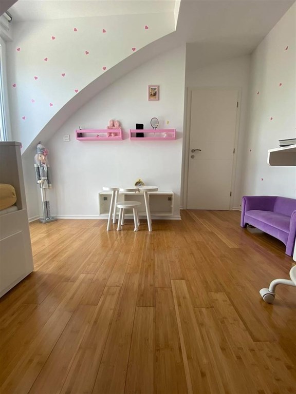 pekny-mezonet-s-otevrenym-vyhledem-na-more-pag-chorvatsko