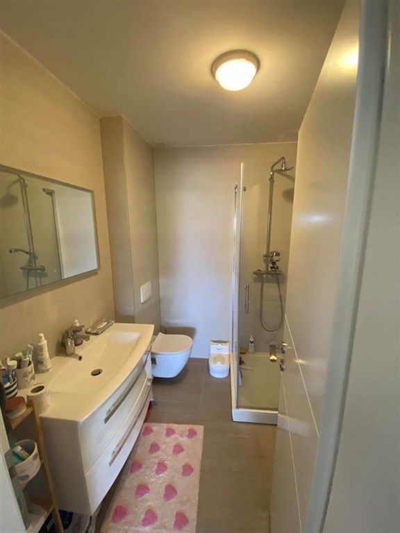 pekny-mezonet-s-otevrenym-vyhledem-na-more-pag-chorvatsko