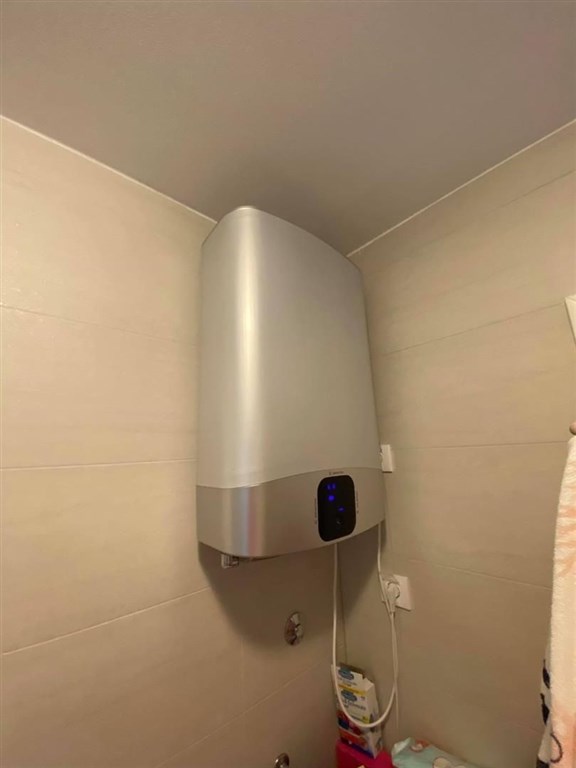 pekny-mezonet-s-otevrenym-vyhledem-na-more-pag-chorvatsko