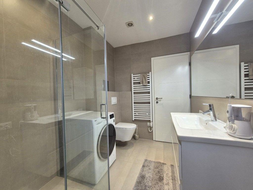 na-prodej-vybaveny-luxusni-apartman-krk-chorvatsko