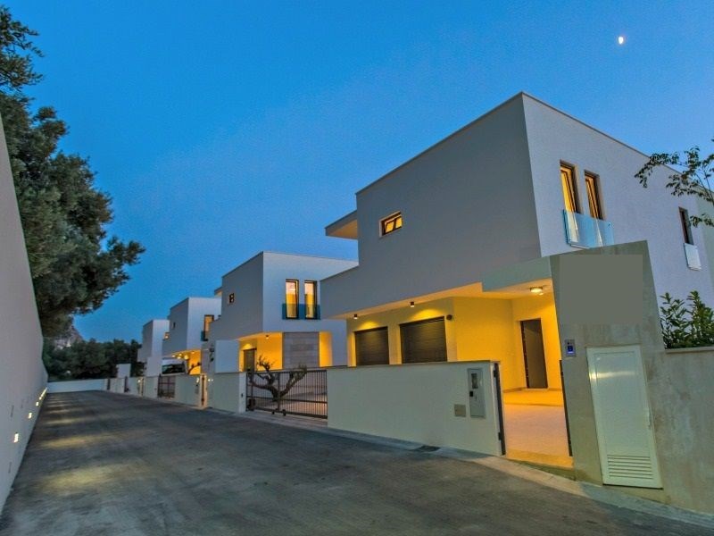 moderni-luxusni-vila-s-vyhledem-na-more-veliko-brdo-chorvatsko