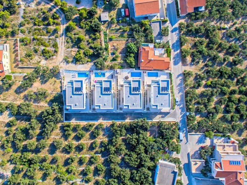 moderni-luxusni-vila-s-vyhledem-na-more-veliko-brdo-chorvatsko