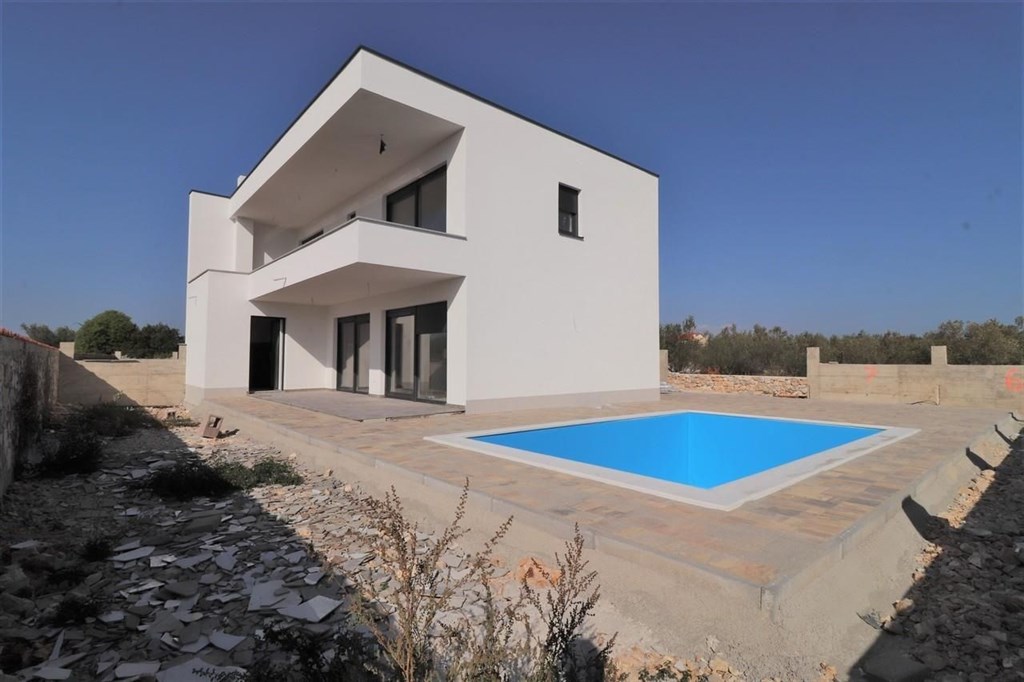 na-prodej-novy-dum-s-bazenem-bogdanovici-chorvatsko