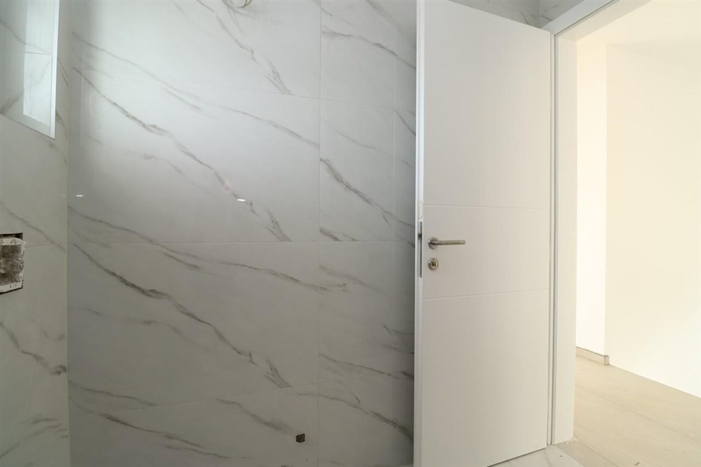 na-prodej-novy-dum-s-bazenem-bogdanovici-chorvatsko