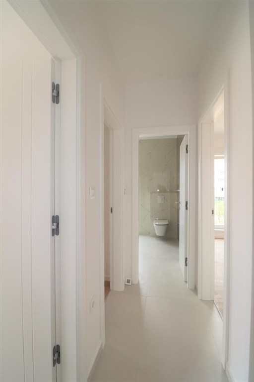 novy-apartman-s-terasou-ve-2-rade-u-more-srima-chorvatsko