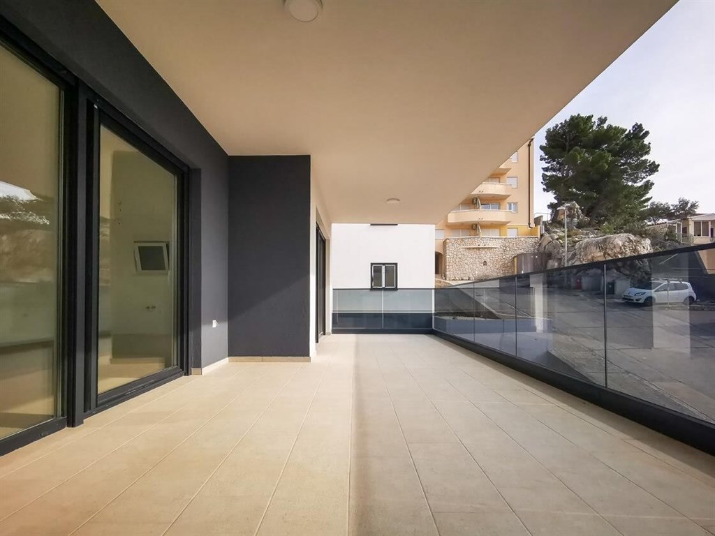 novy-apartman-v-blizkosti-more-baska-voda-chorvatsko