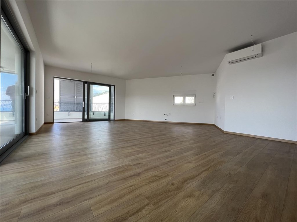 nove-atraktivni-apartmany-pobliz-more-baska-voda-chorvatsko