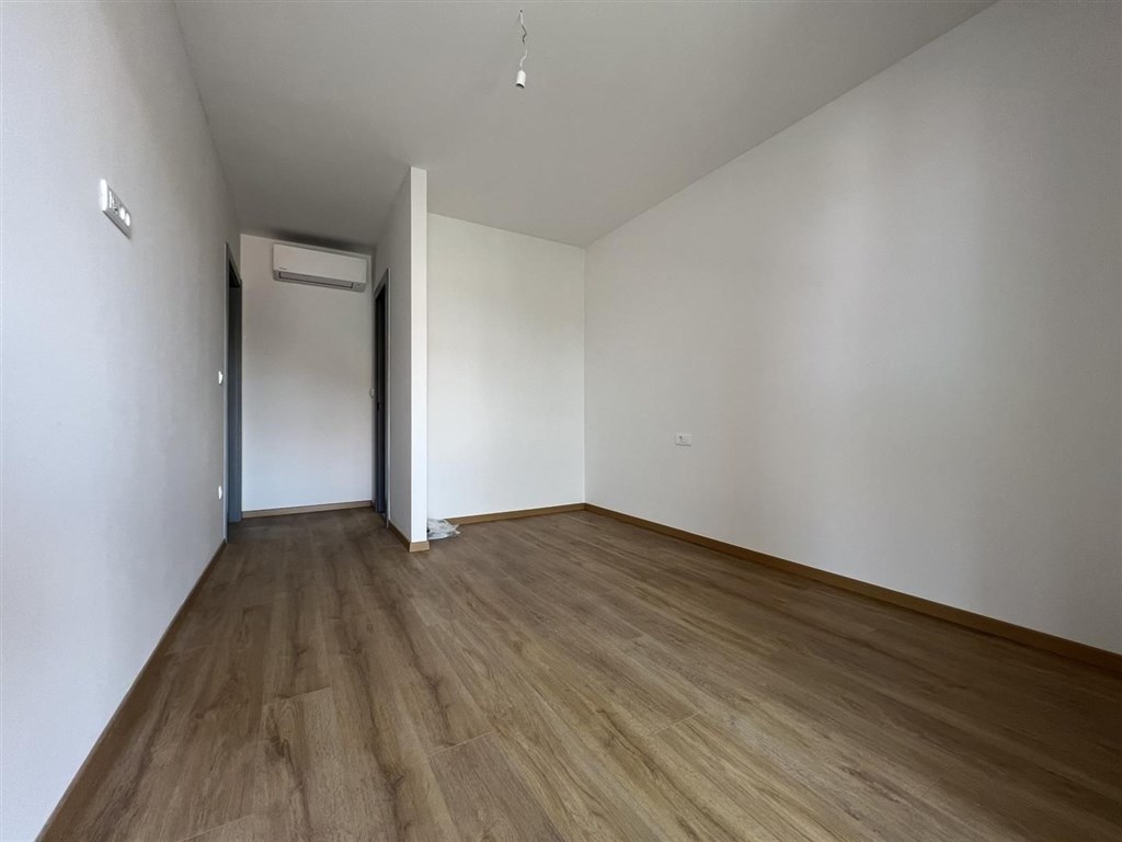 nove-atraktivni-apartmany-pobliz-more-baska-voda-chorvatsko