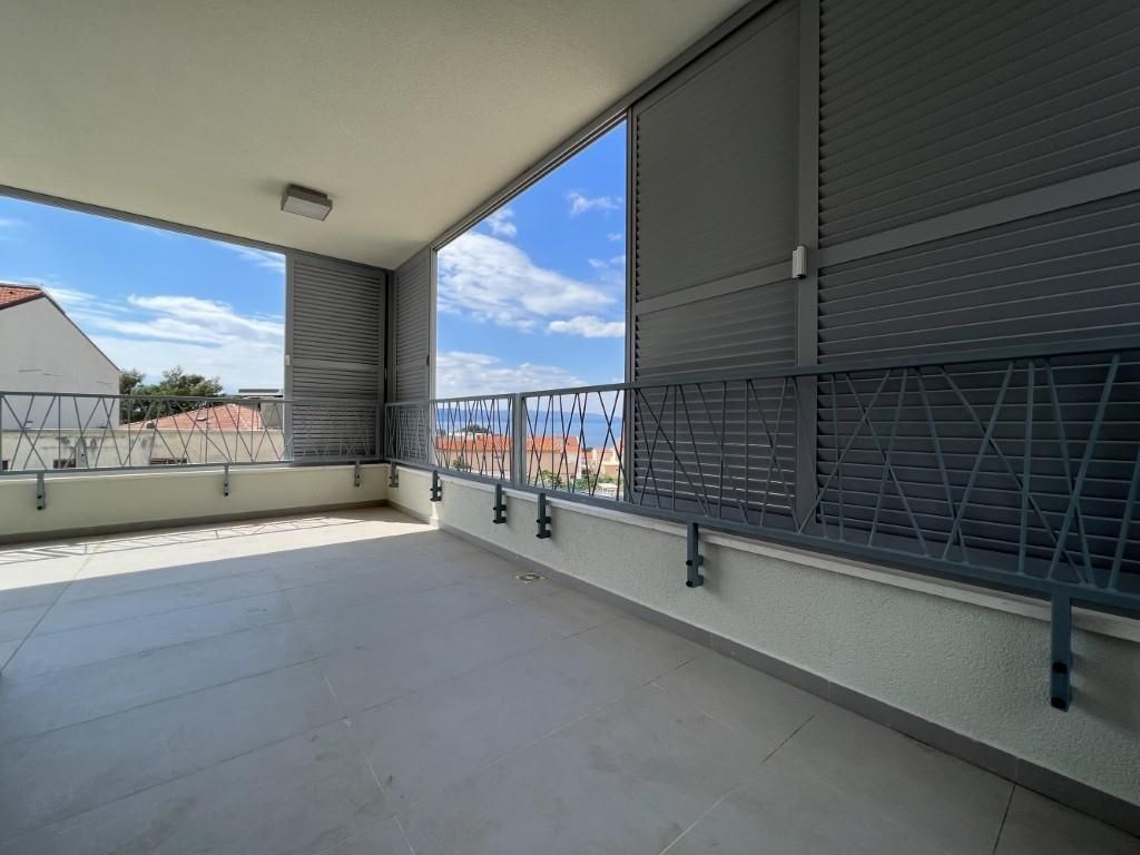 nove-atraktivni-apartmany-pobliz-more-baska-voda-chorvatsko
