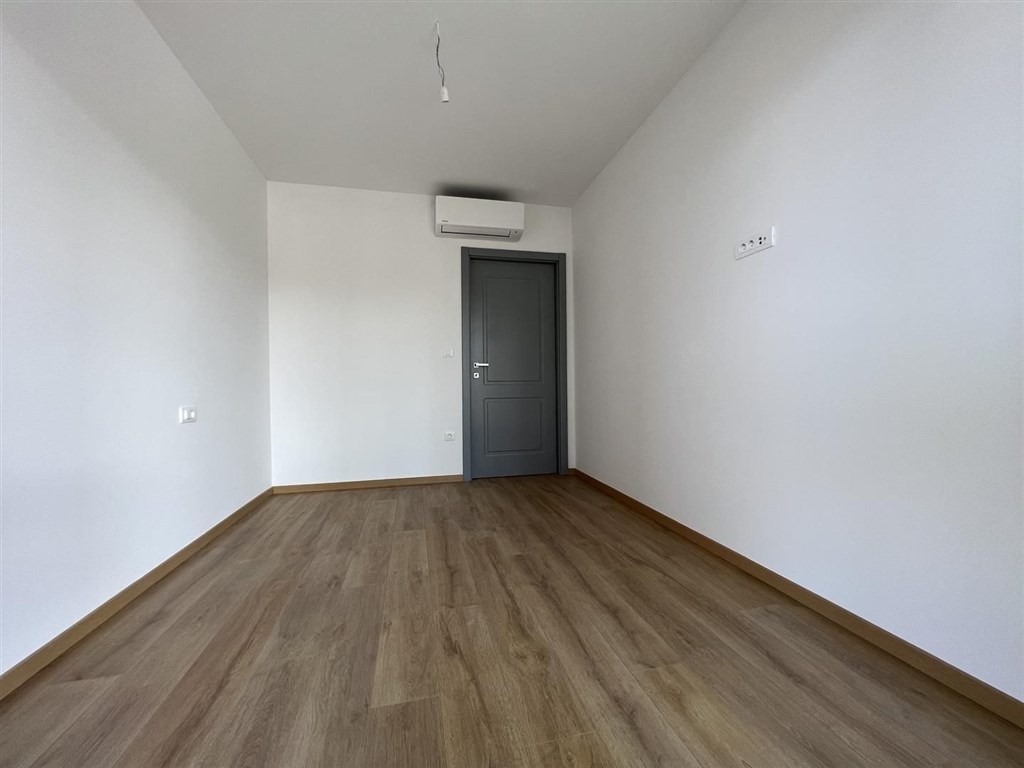 nove-atraktivni-apartmany-pobliz-more-baska-voda-chorvatsko