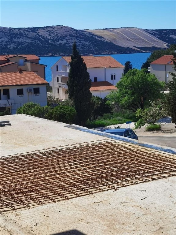 na-prodej-nova-vila-s-bazenem-a-vyhledem-na-more-novalja-chorvatsko
