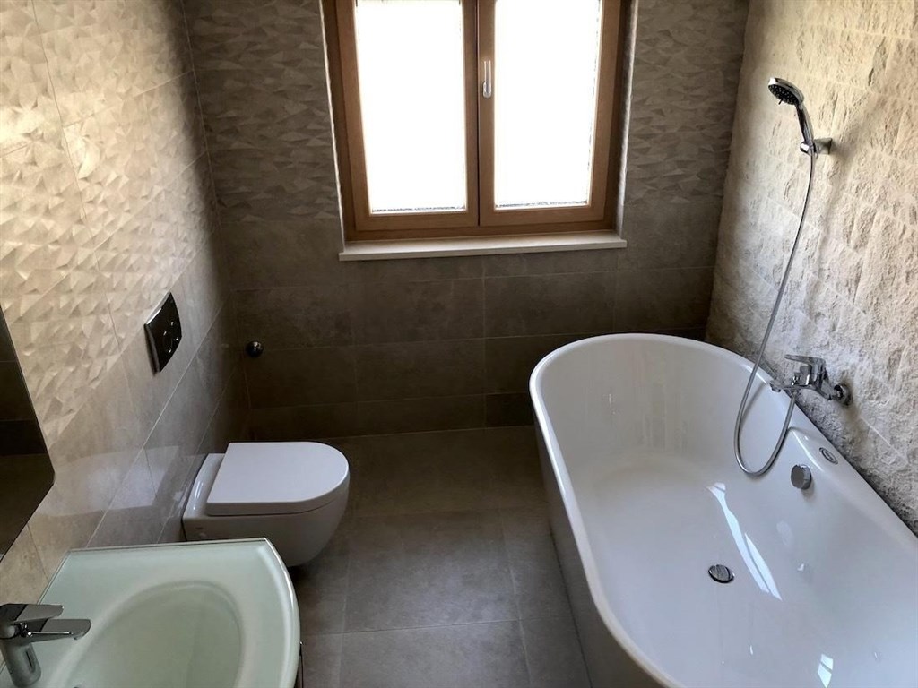 luxusni-apartman-v-1-rade-u-more-pag-chorvatsko