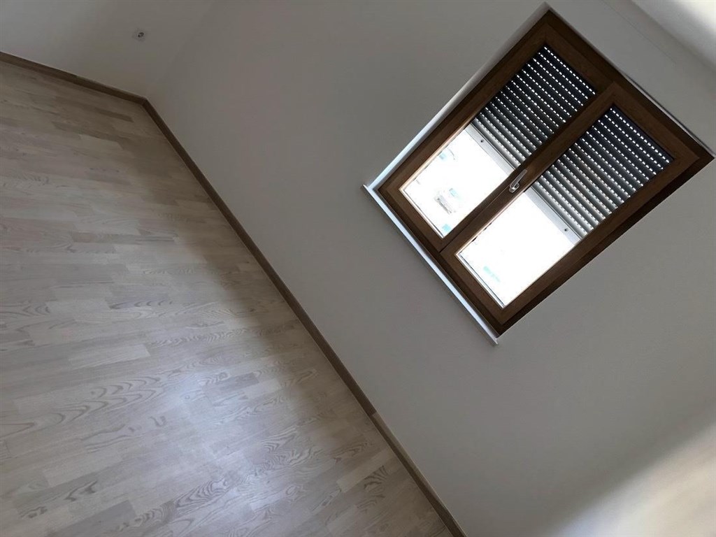 luxusni-apartman-v-1-rade-u-more-pag-chorvatsko