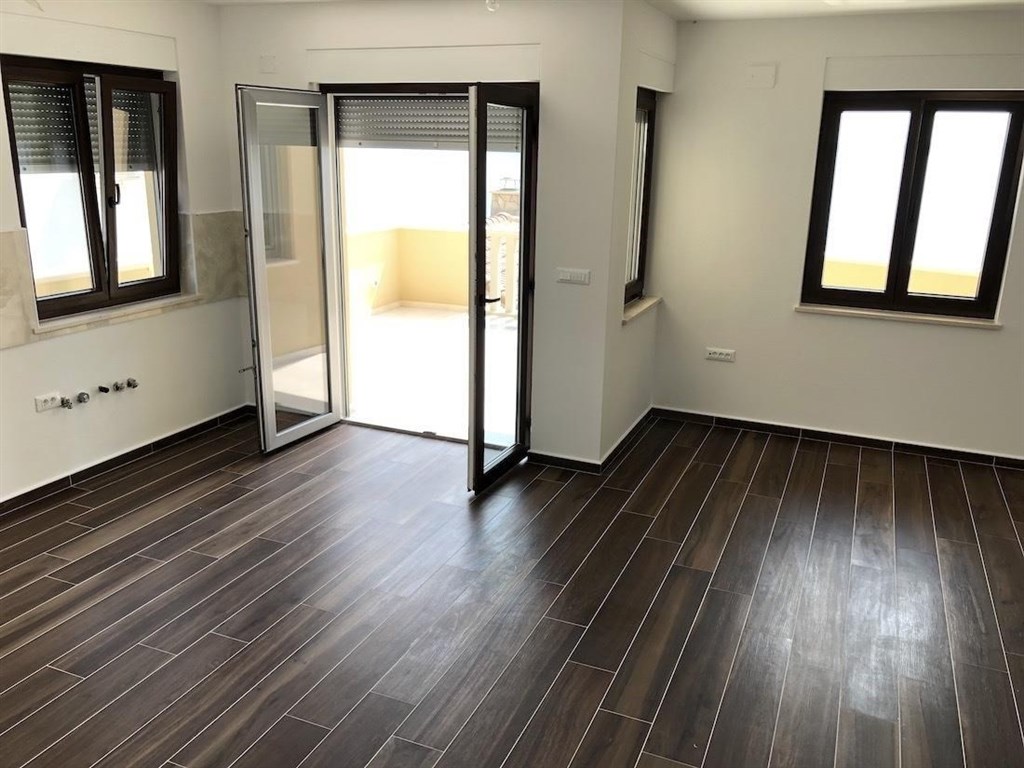 luxusni-apartman-v-1-rade-u-more-pag-chorvatsko