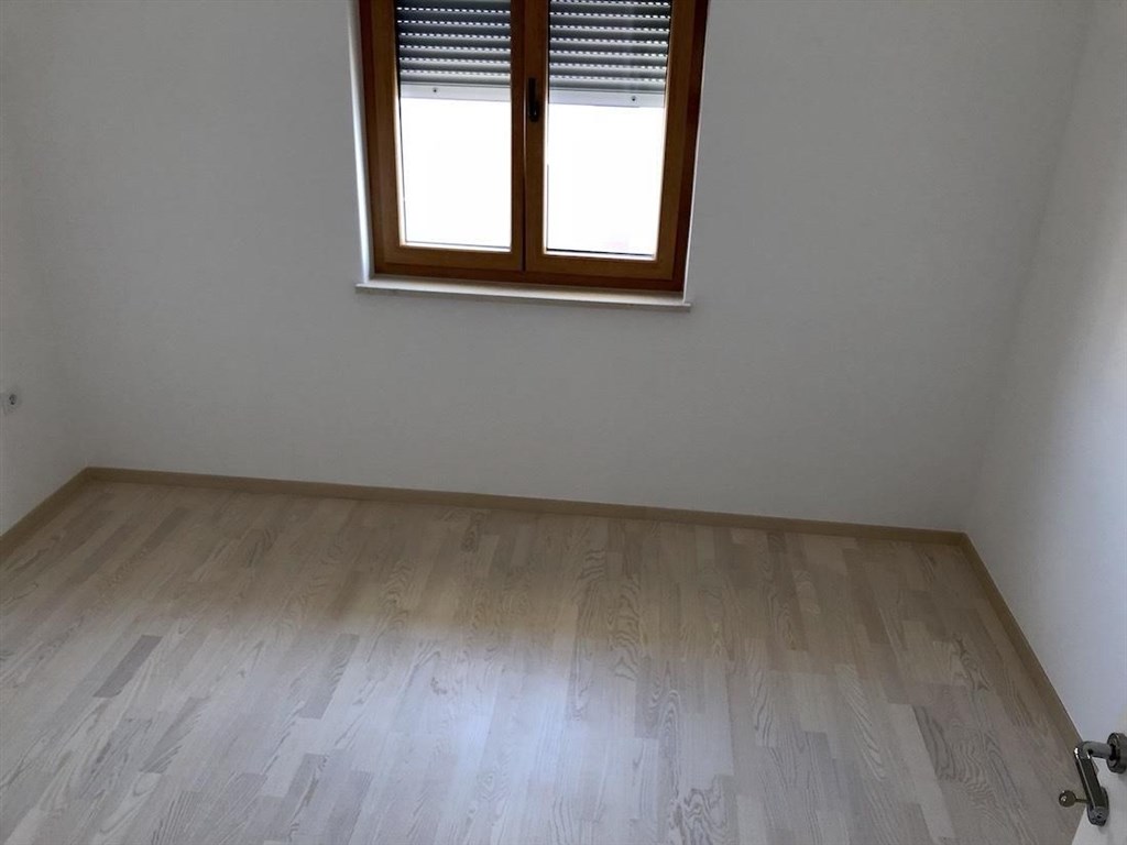 luxusni-apartman-v-1-rade-u-more-pag-chorvatsko