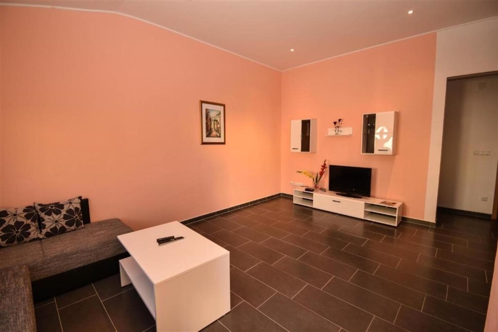 apartmanovy-komplex-v-blizkosti-more-vir-chorvatsko