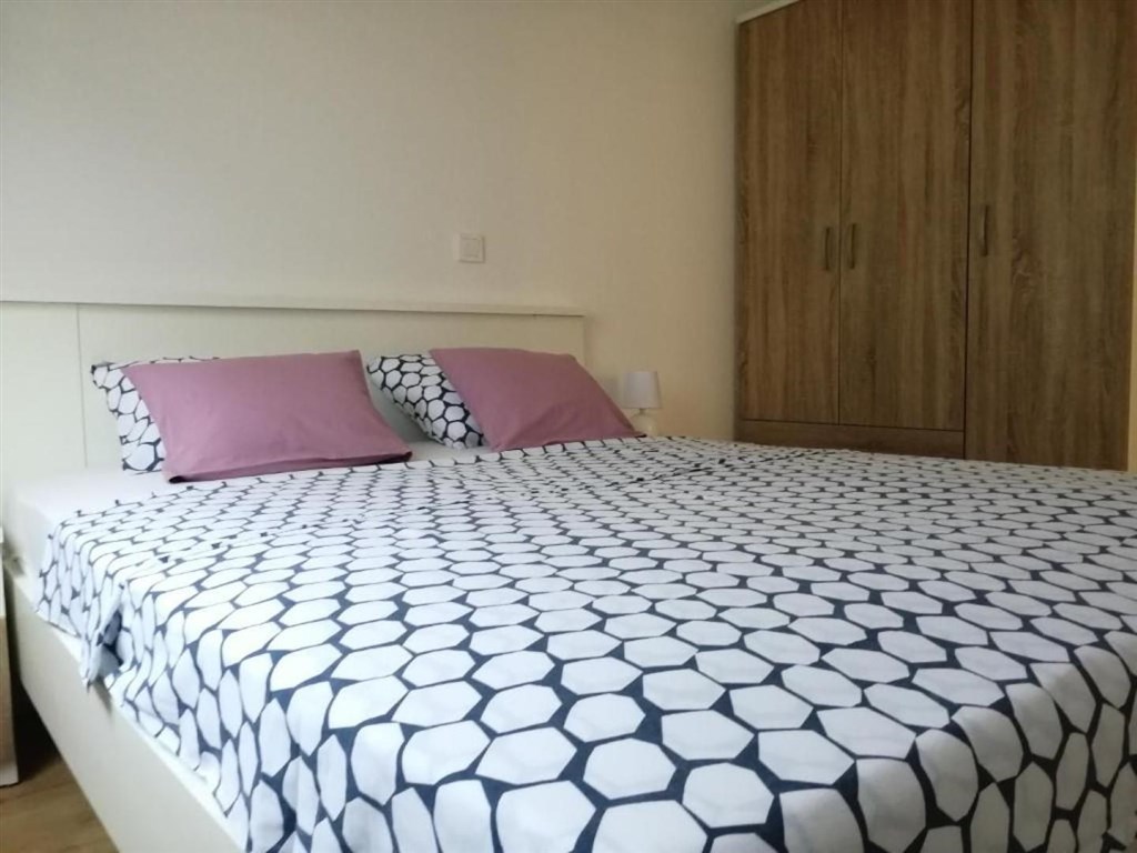na-prodej-apartmanovy-dum-s-vyhledem-na-more-maslenica-chorvatsko
