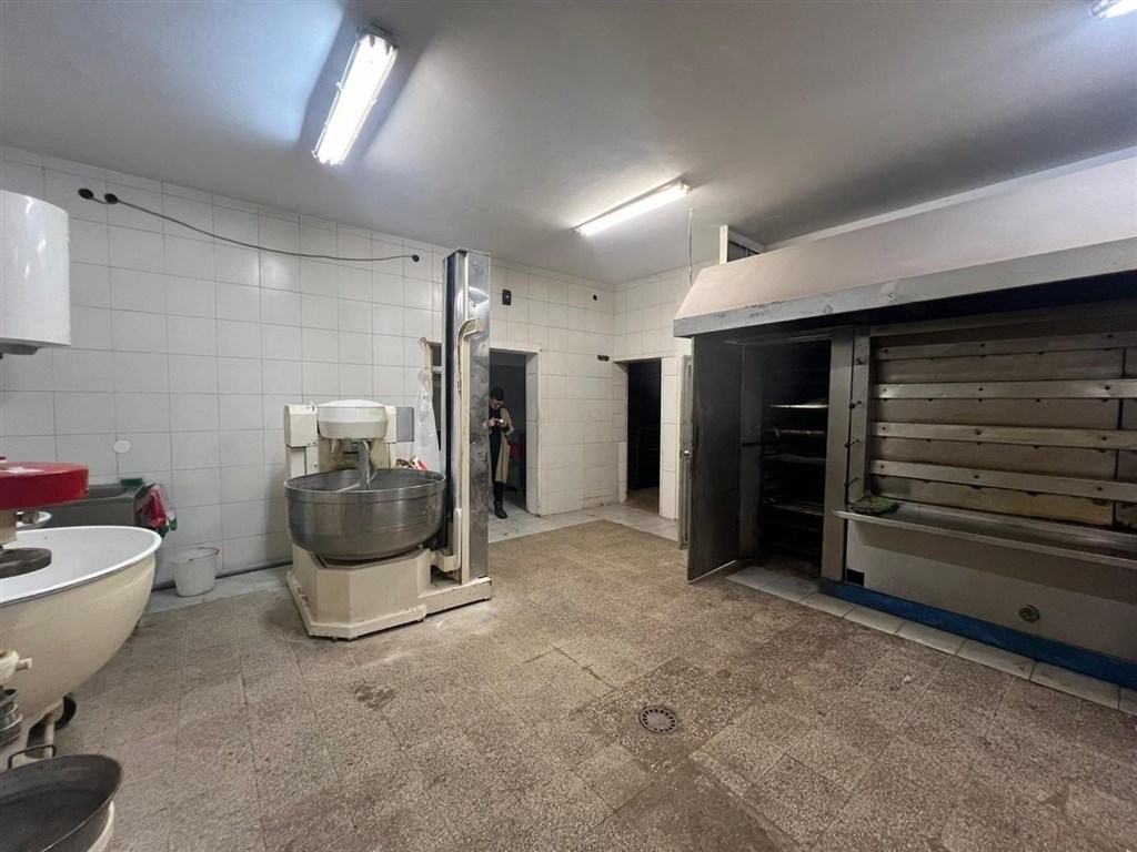na-prodej-zrekonstruovany-dum-s-restauraci-nin-chorvatsko